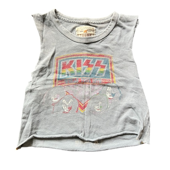 Trunk Ltd Tops - Trunk Ltd KISS Army Graphic Cropped Band Tee Tour 1979